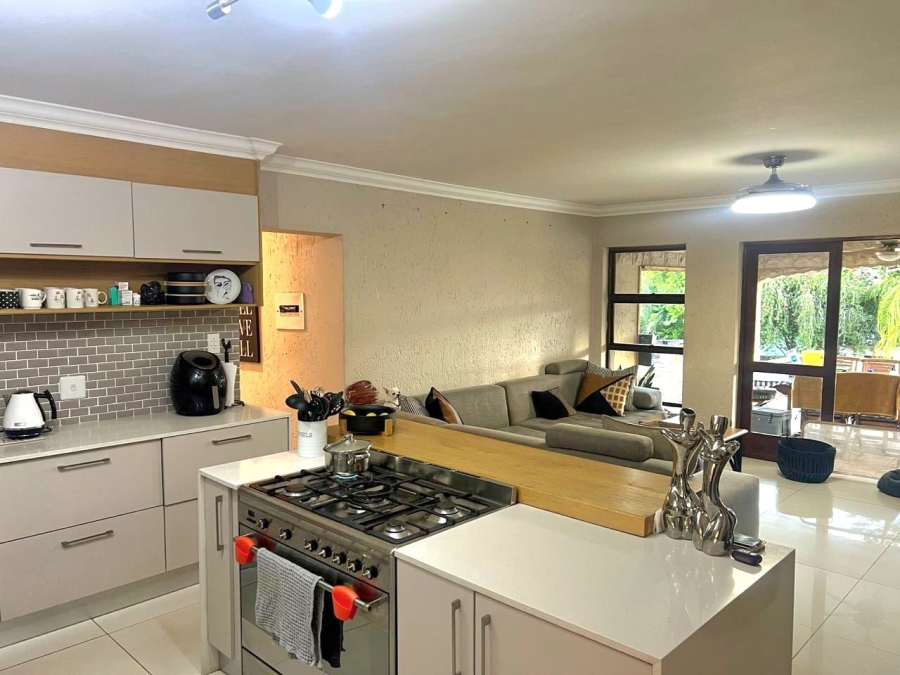 4 Bedroom Property for Sale in Caribbean Beach Club North West